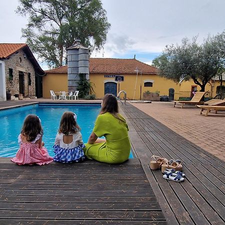 מירנדלה Casa De Campo Dos Tavoras מראה חיצוני תמונה