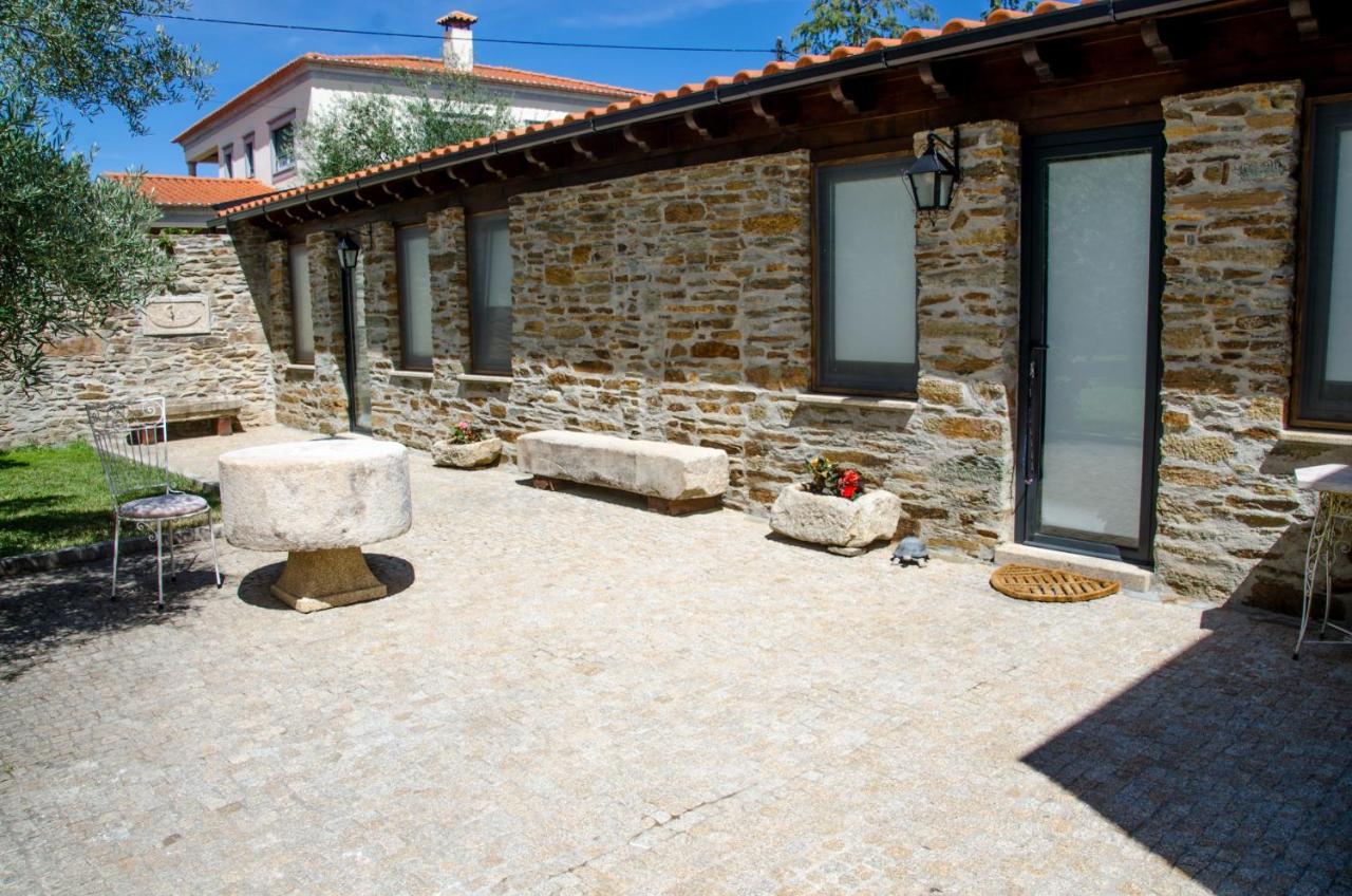 מירנדלה Casa De Campo Dos Tavoras מראה חיצוני תמונה
