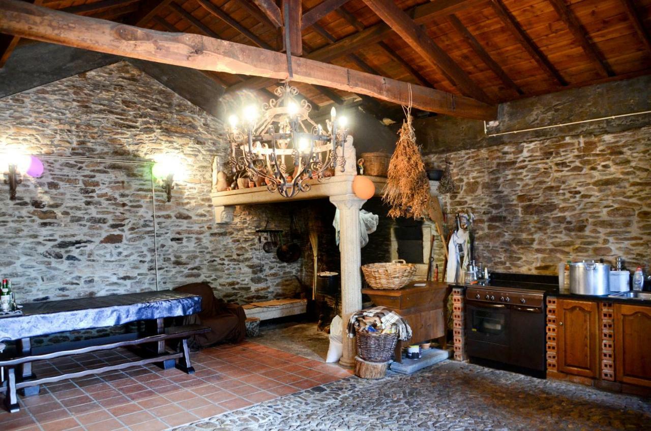 מירנדלה Casa De Campo Dos Tavoras מראה חיצוני תמונה