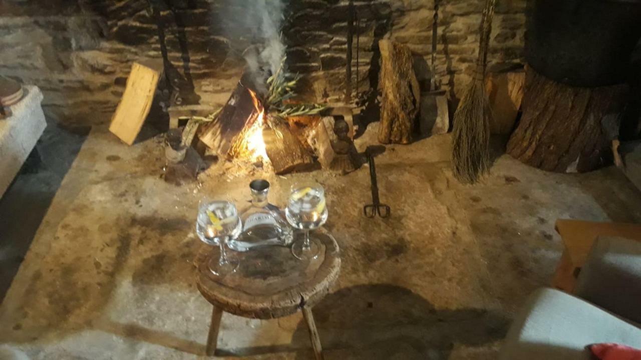 מירנדלה Casa De Campo Dos Tavoras מראה חיצוני תמונה